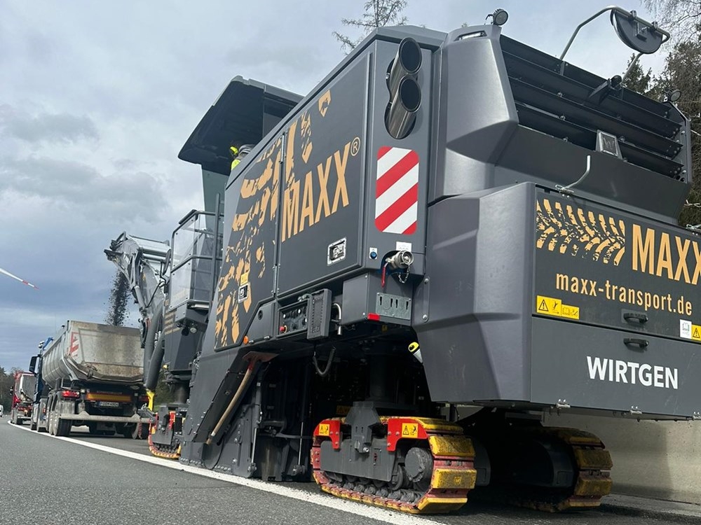 Asphaltfräsen - Betonfräsen by MAXX Transport GmbH